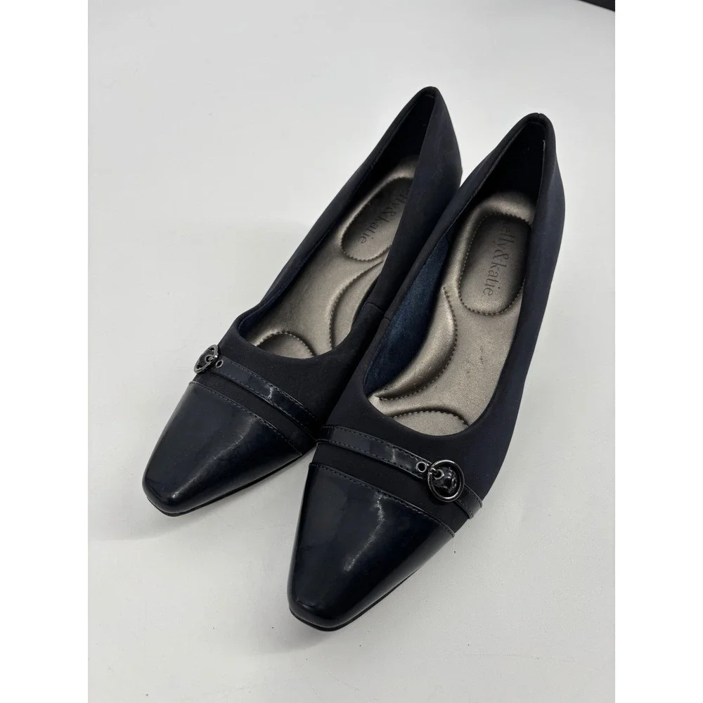 Kelly & Katie Pumps Womens 7.5 Black‎ Fabric Patent Cap Toe Kitten Heel Hardware